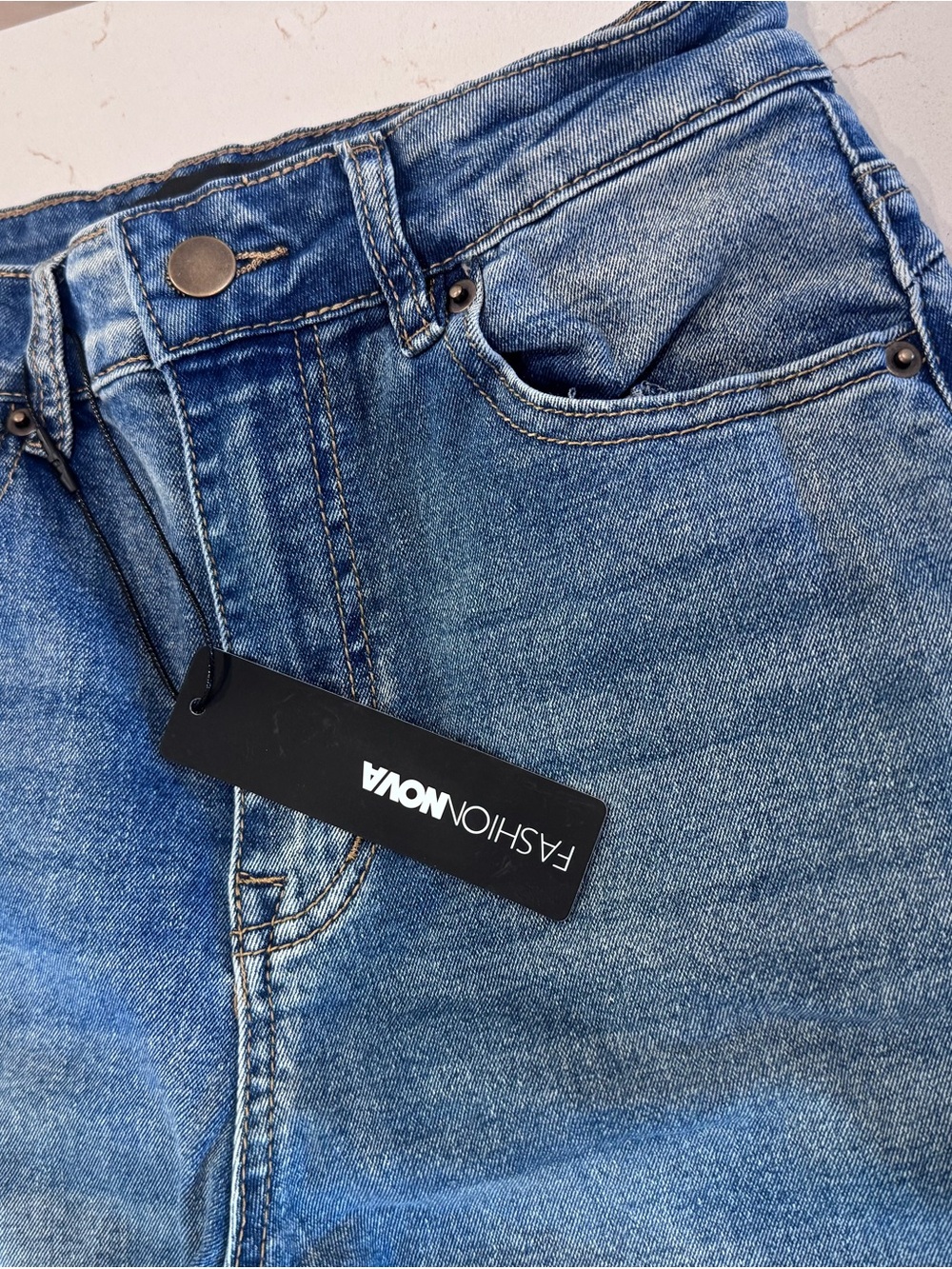 Fashion Nova Women's Blue Slim Straight Jeans